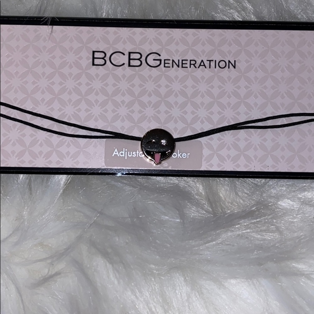 NWT BCBGeneration Choker